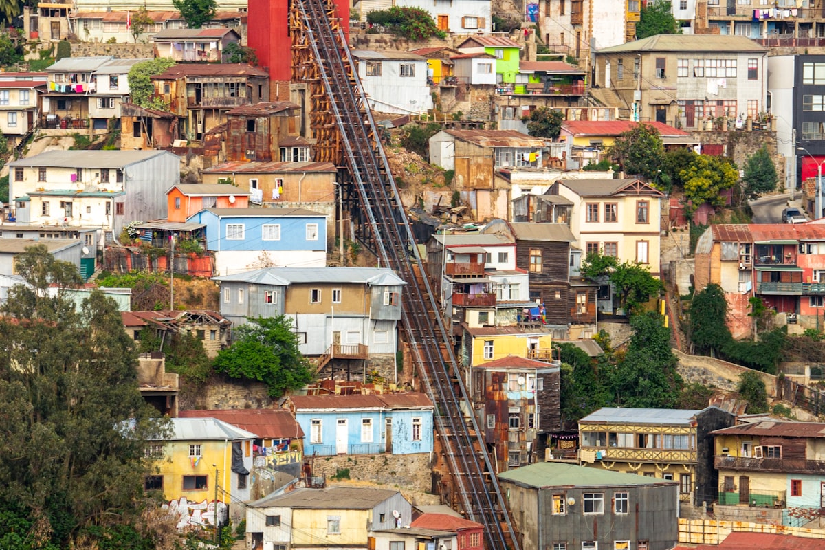 Valparaíso ascensor funicular with ocean view